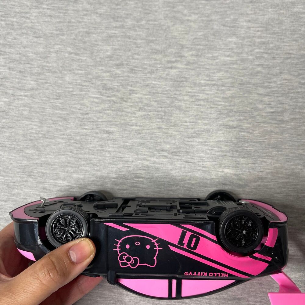 Hello Kitty Remote Control Racing Car - Picture 5 of 11